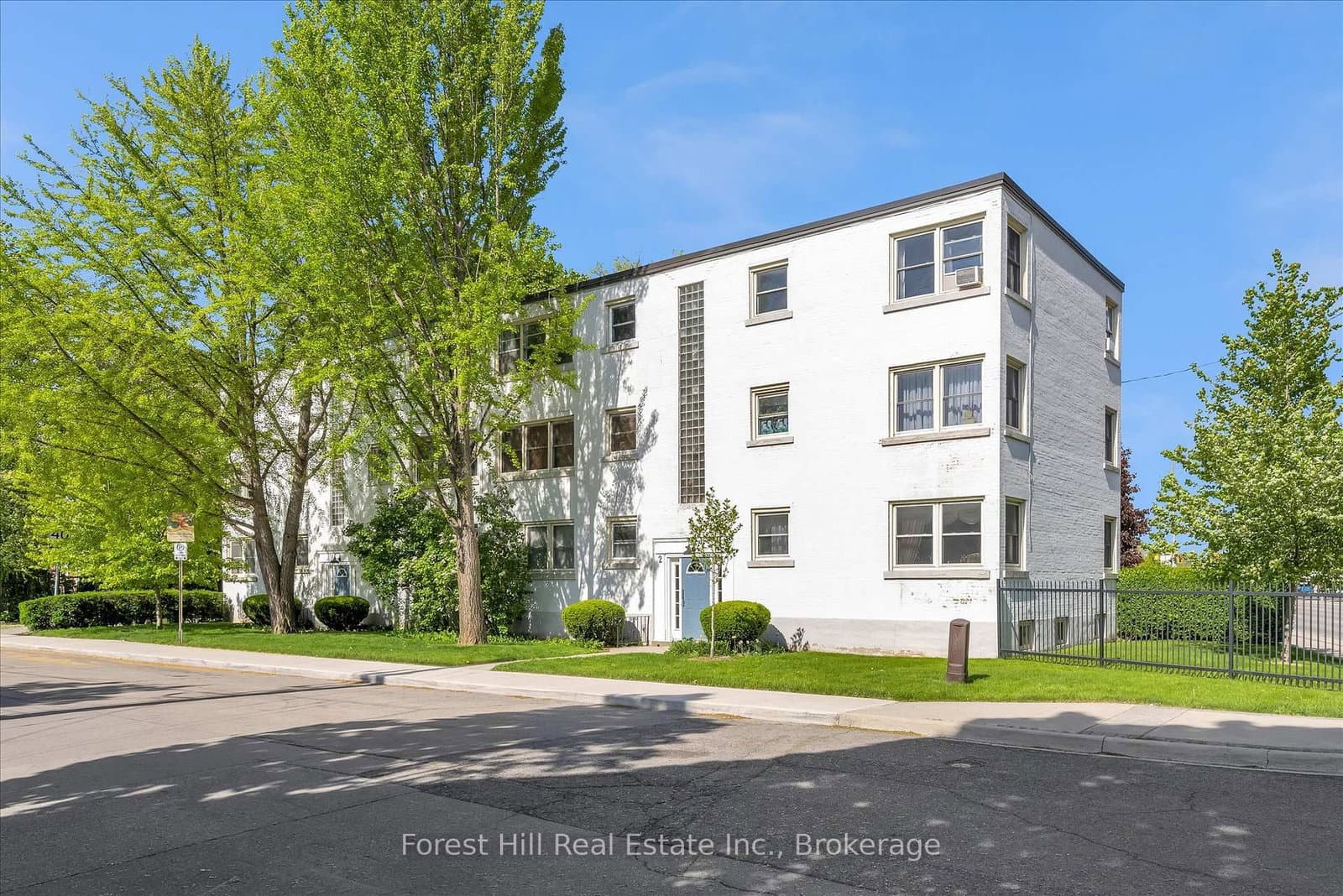 2 Stroud Road, Unit 5 thumbnail 2