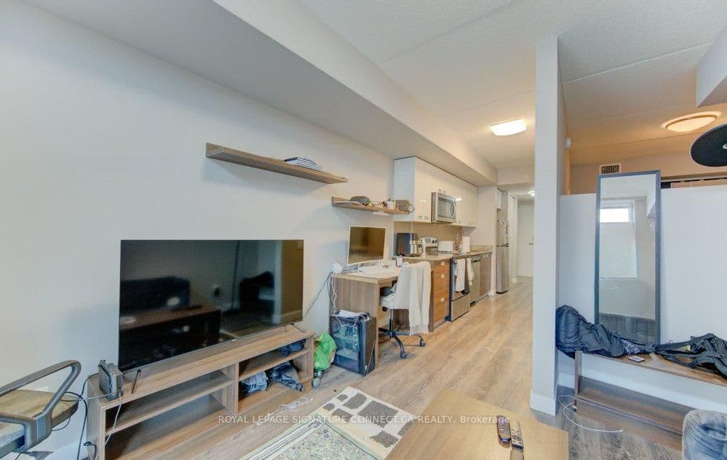 250 Albert Street, Unit 705 thumbnail 15