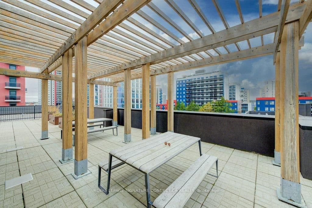 250 Albert Street, Unit 705 thumbnail 33