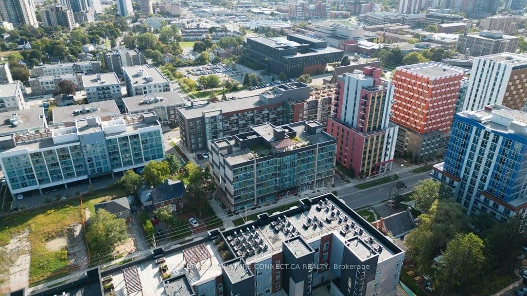 250 Albert Street, Unit 705 thumbnail 4