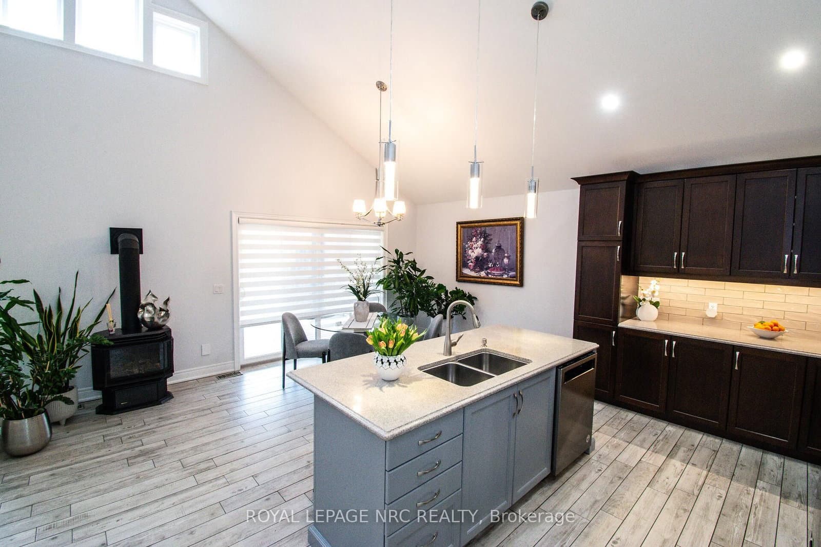 197 Timberview Crescent thumbnail 14