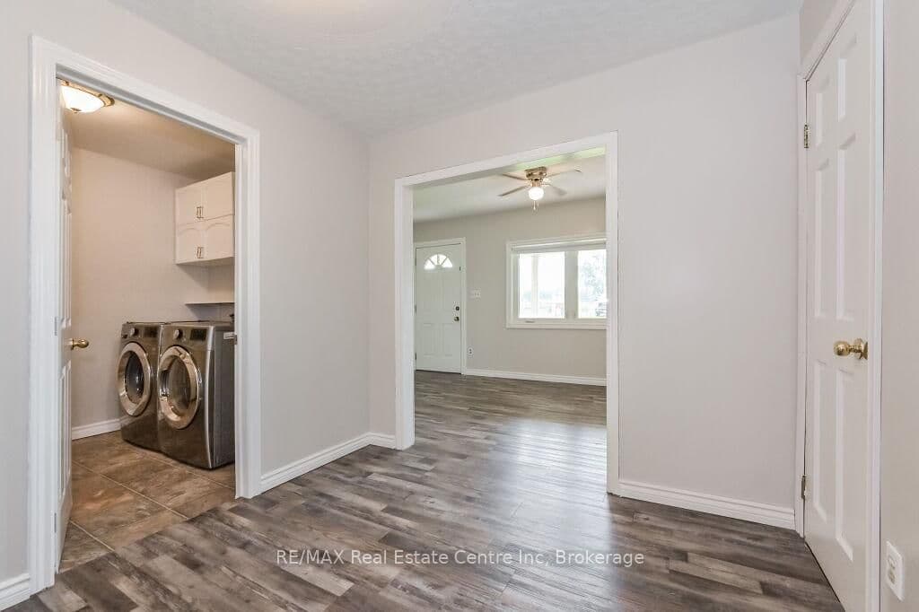 353 Wellington Street E thumbnail 10