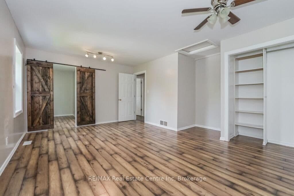 353 Wellington Street E thumbnail 28
