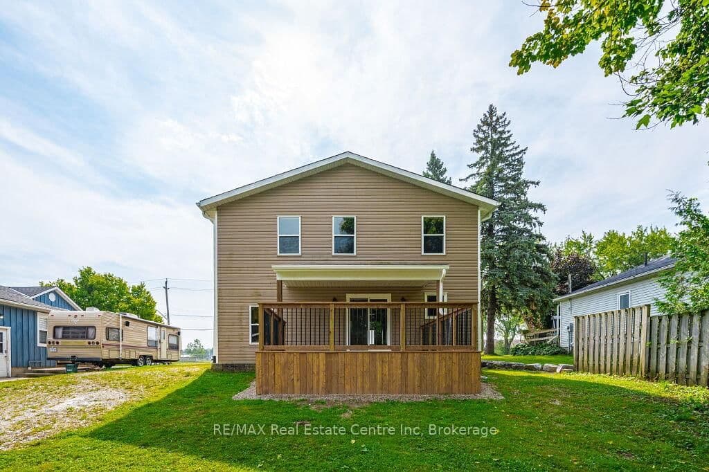353 Wellington Street E thumbnail 31