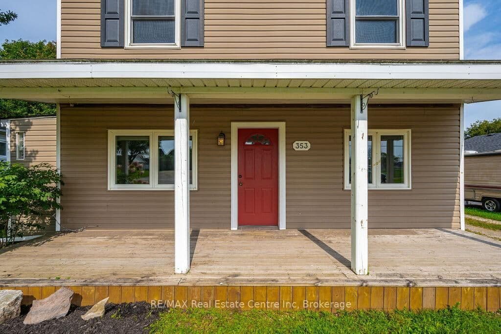 353 Wellington Street E thumbnail 4