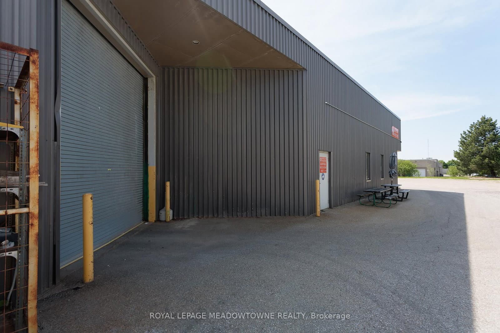 685 Speedvale Avenue, Unit B thumbnail 2
