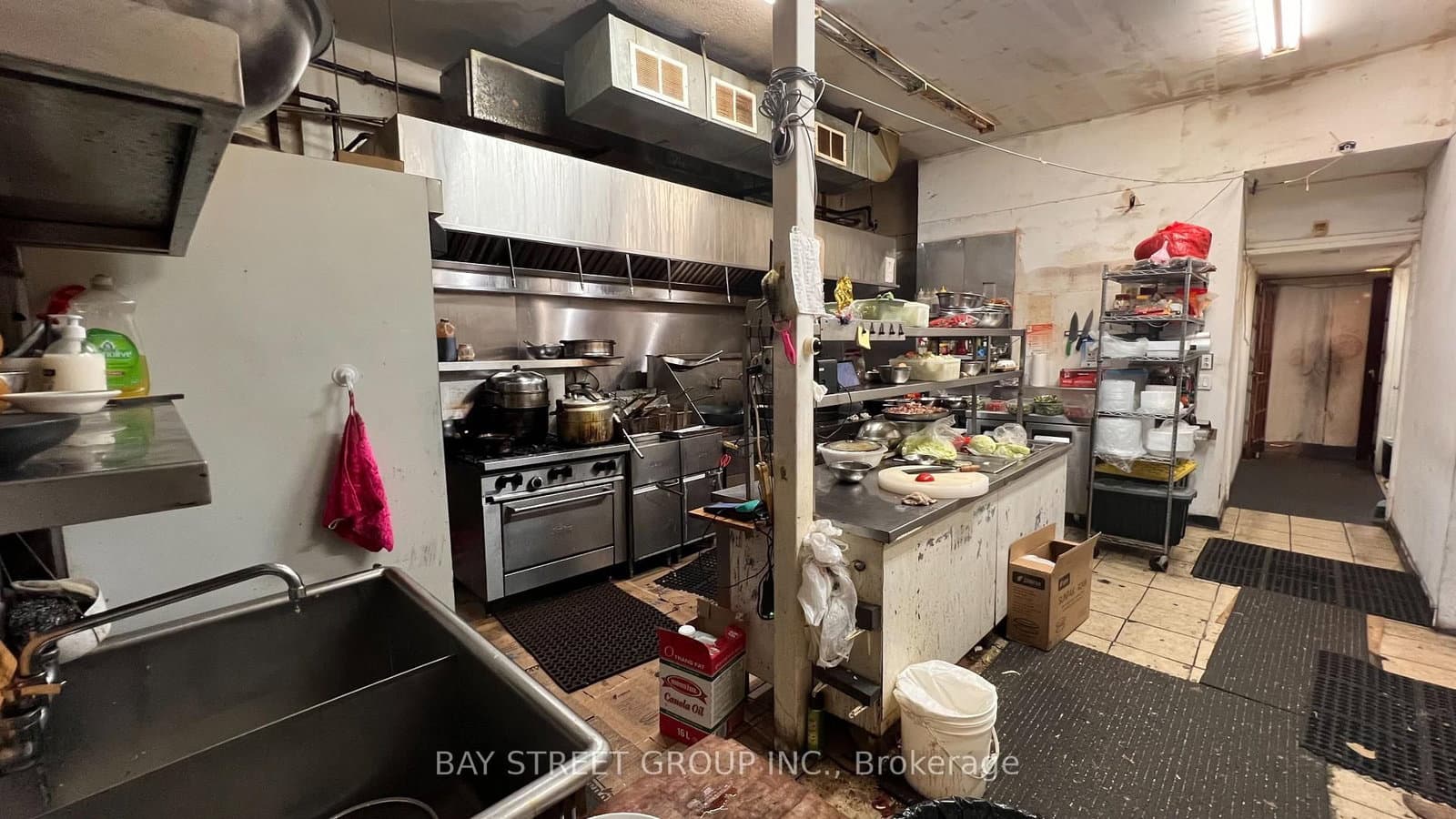 273 King Street E thumbnail 15