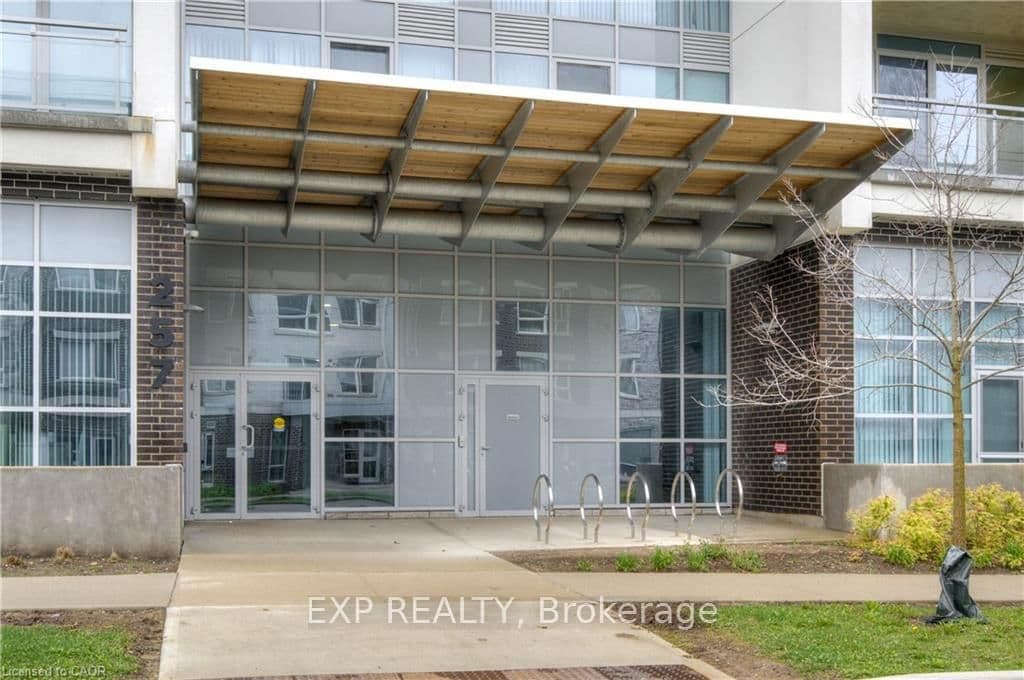 257 Hemlock Street, Unit 607 thumbnail 3