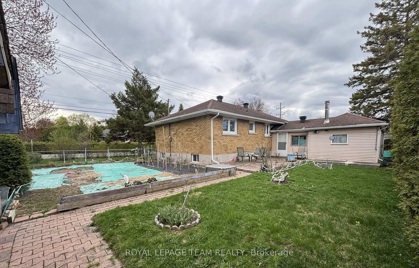 41 Capilano Drive thumbnail 21