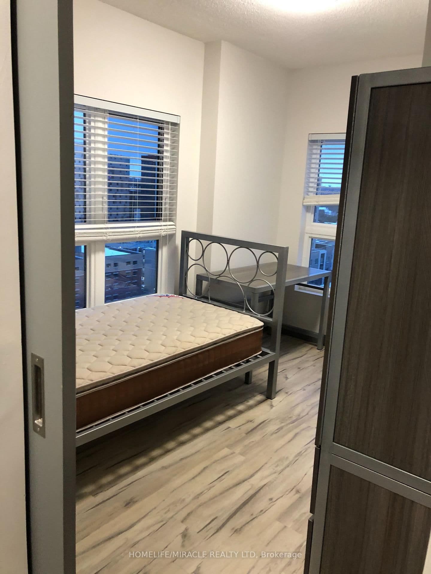 258B Sunview Street, Unit 2126 thumbnail 3
