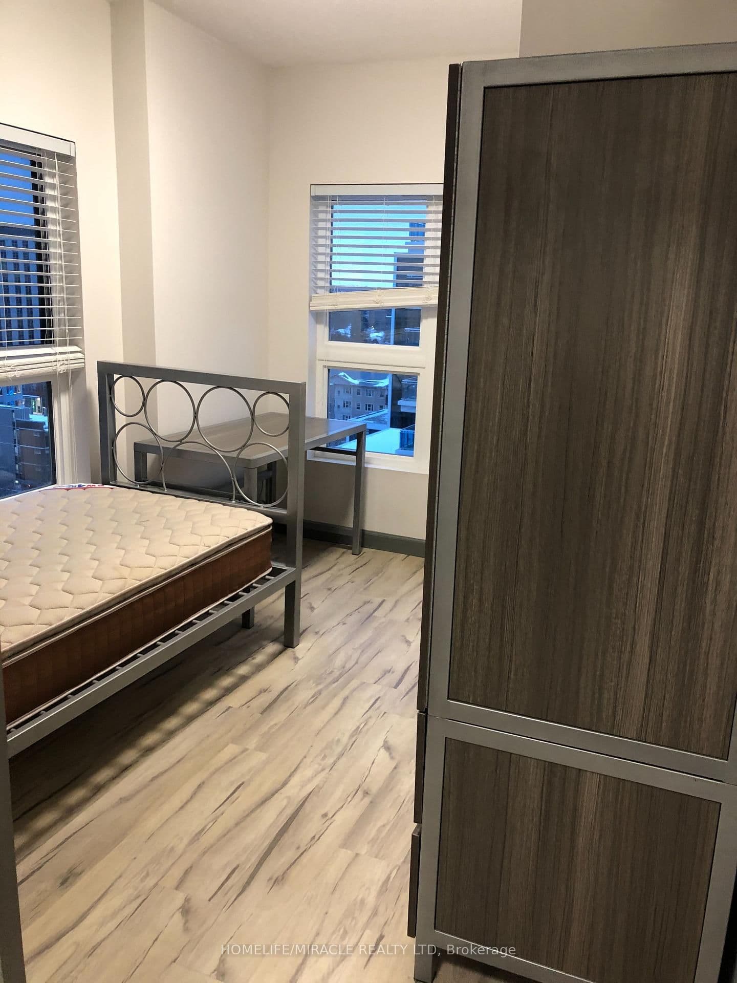 258B Sunview Street, Unit 2126 thumbnail 6