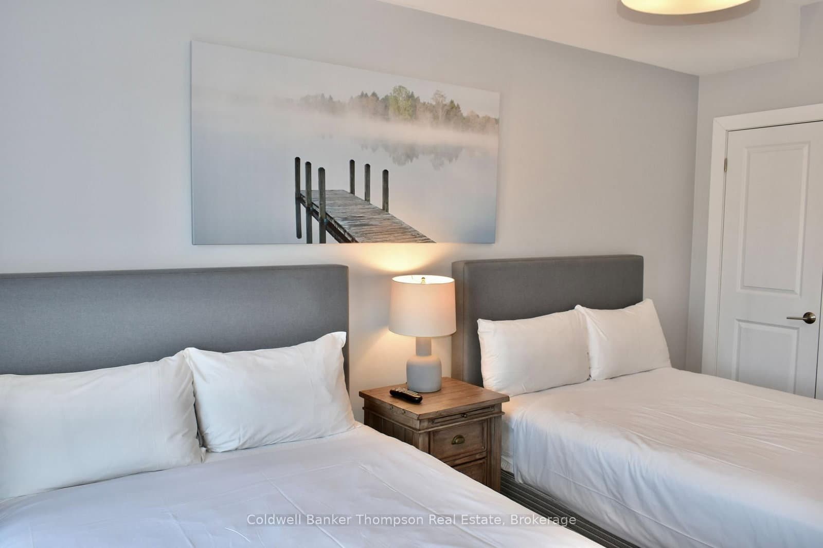 25 PEN LAKE POINT Road, Unit 216 thumbnail 13