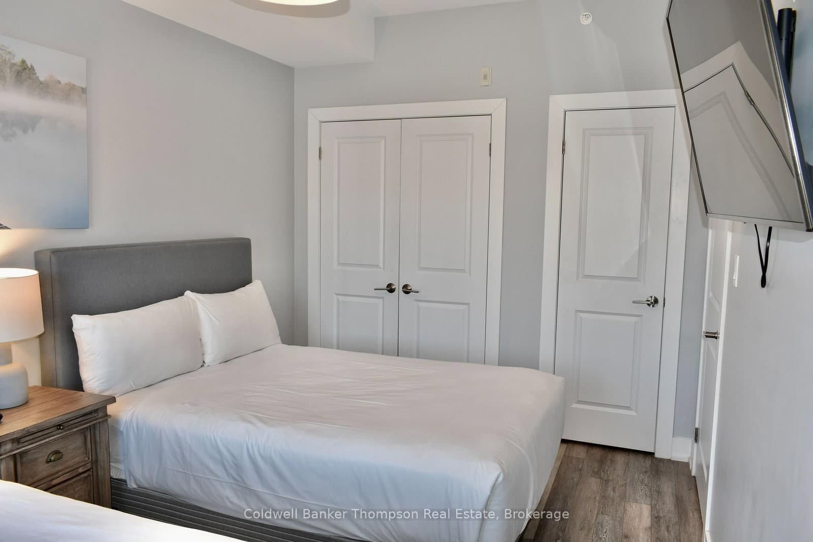 25 PEN LAKE POINT Road, Unit 216 thumbnail 14