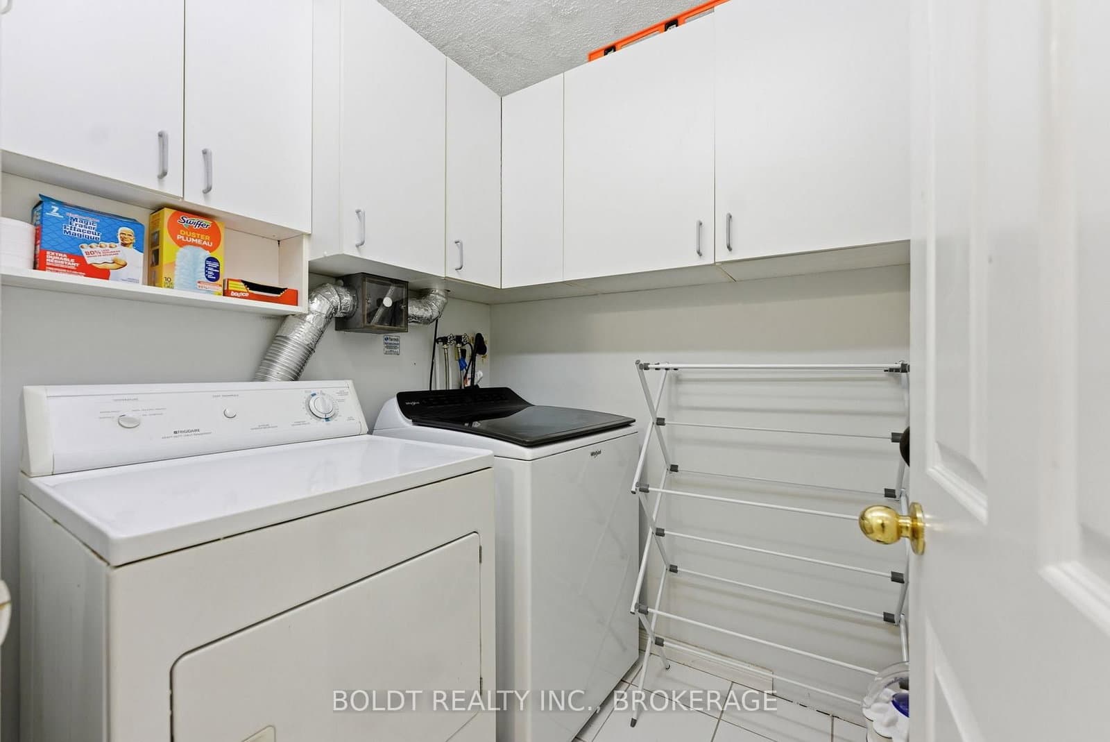 10 Ajax Street, Unit 202 thumbnail 16
