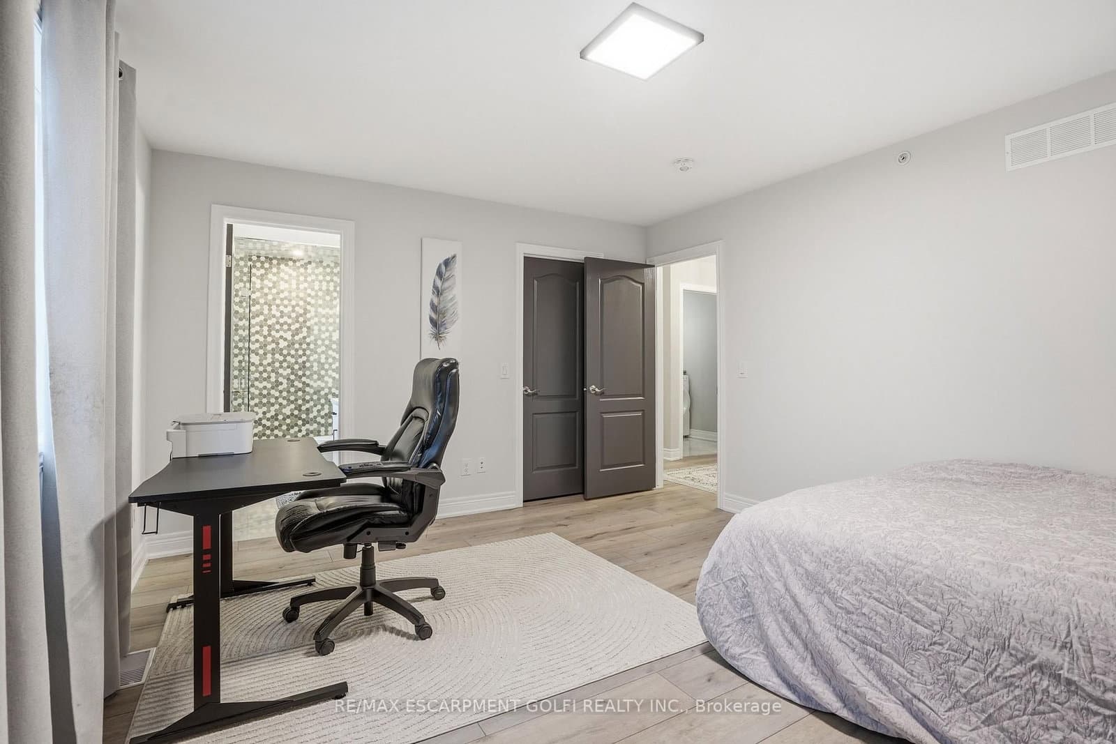 121 Moffatt Street thumbnail 19