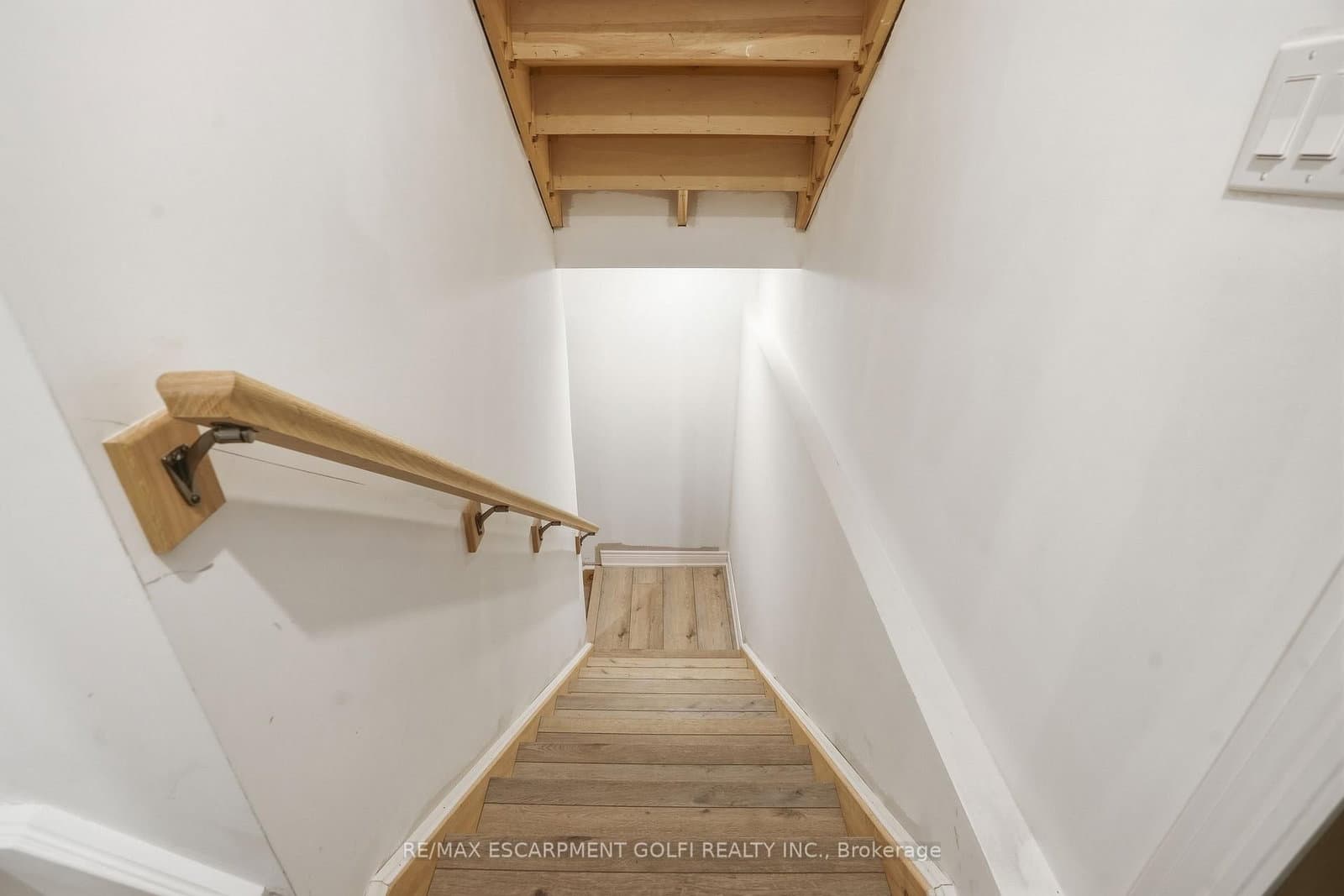 121 Moffatt Street thumbnail 28