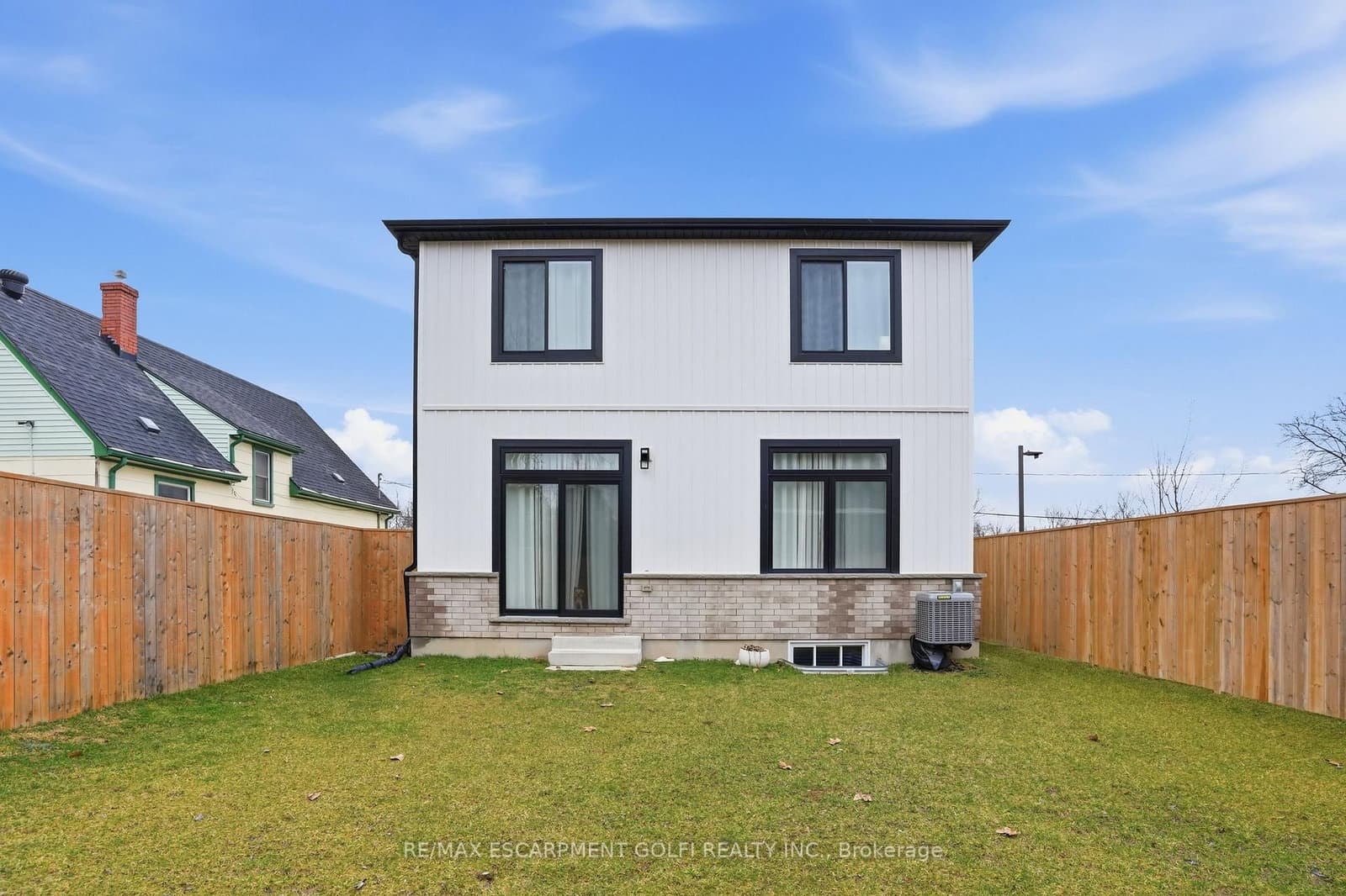 121 Moffatt Street thumbnail 30