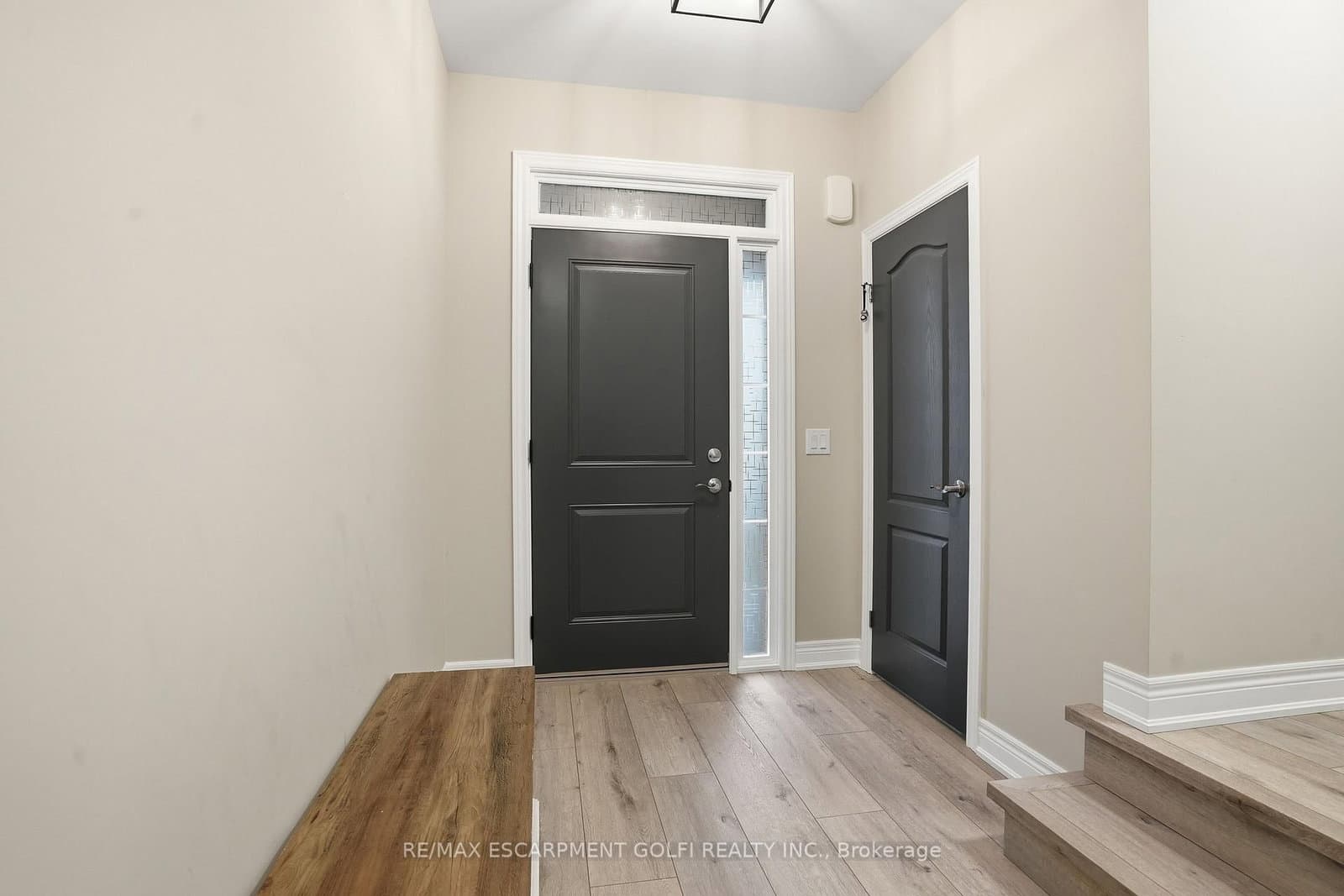 121 Moffatt Street thumbnail 5