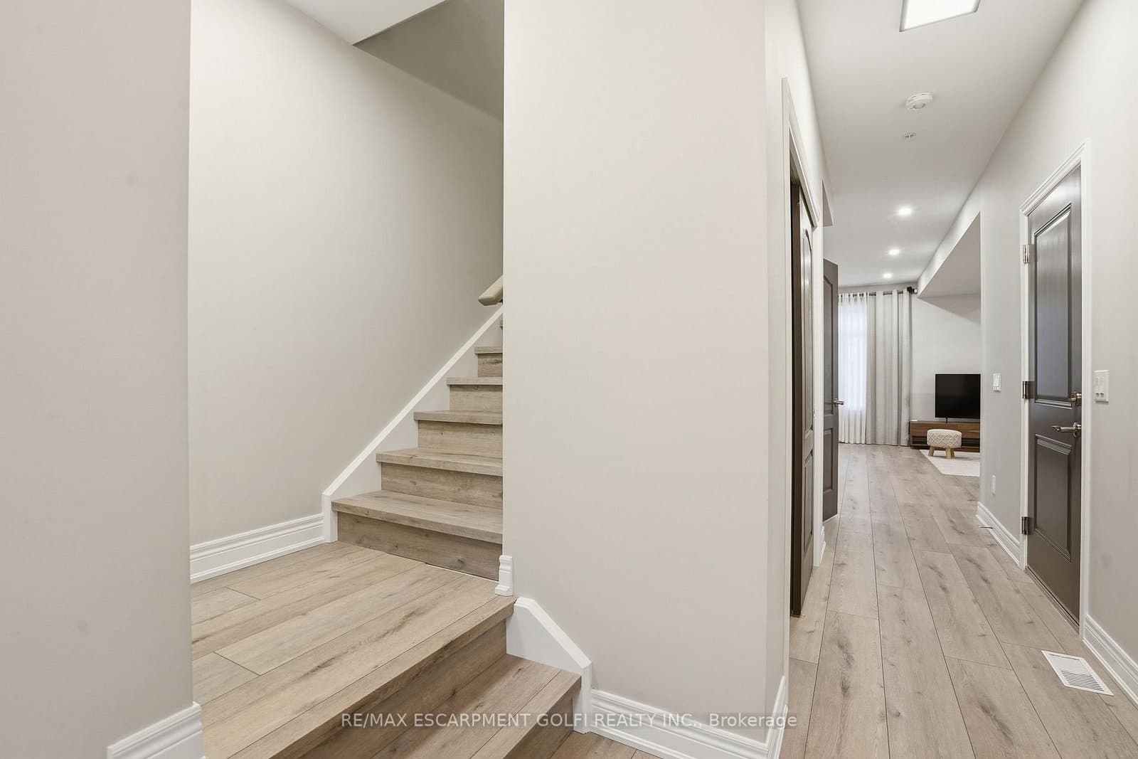 121 Moffatt Street thumbnail 6
