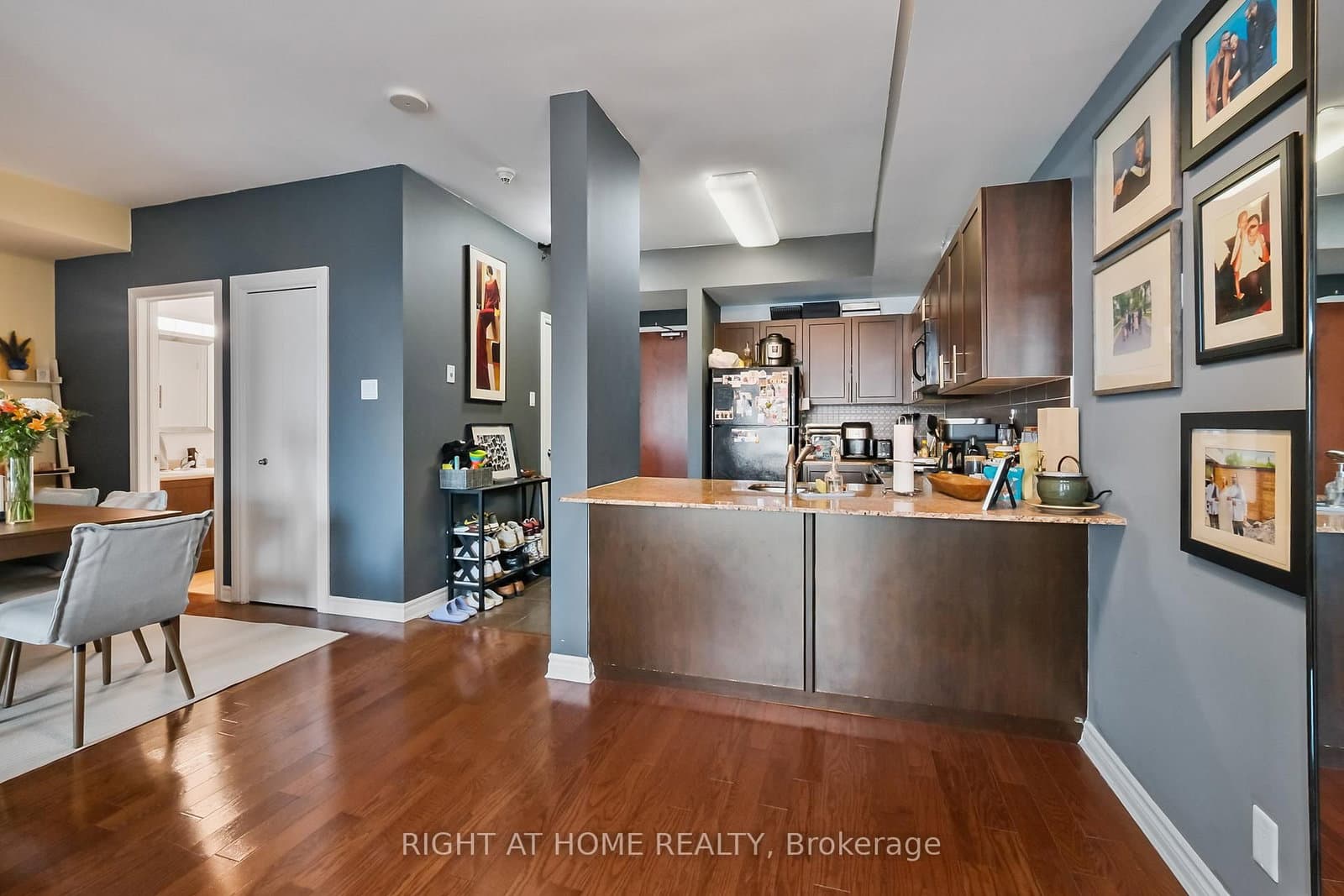 234 Rideau Street, Unit 2302 thumbnail 14