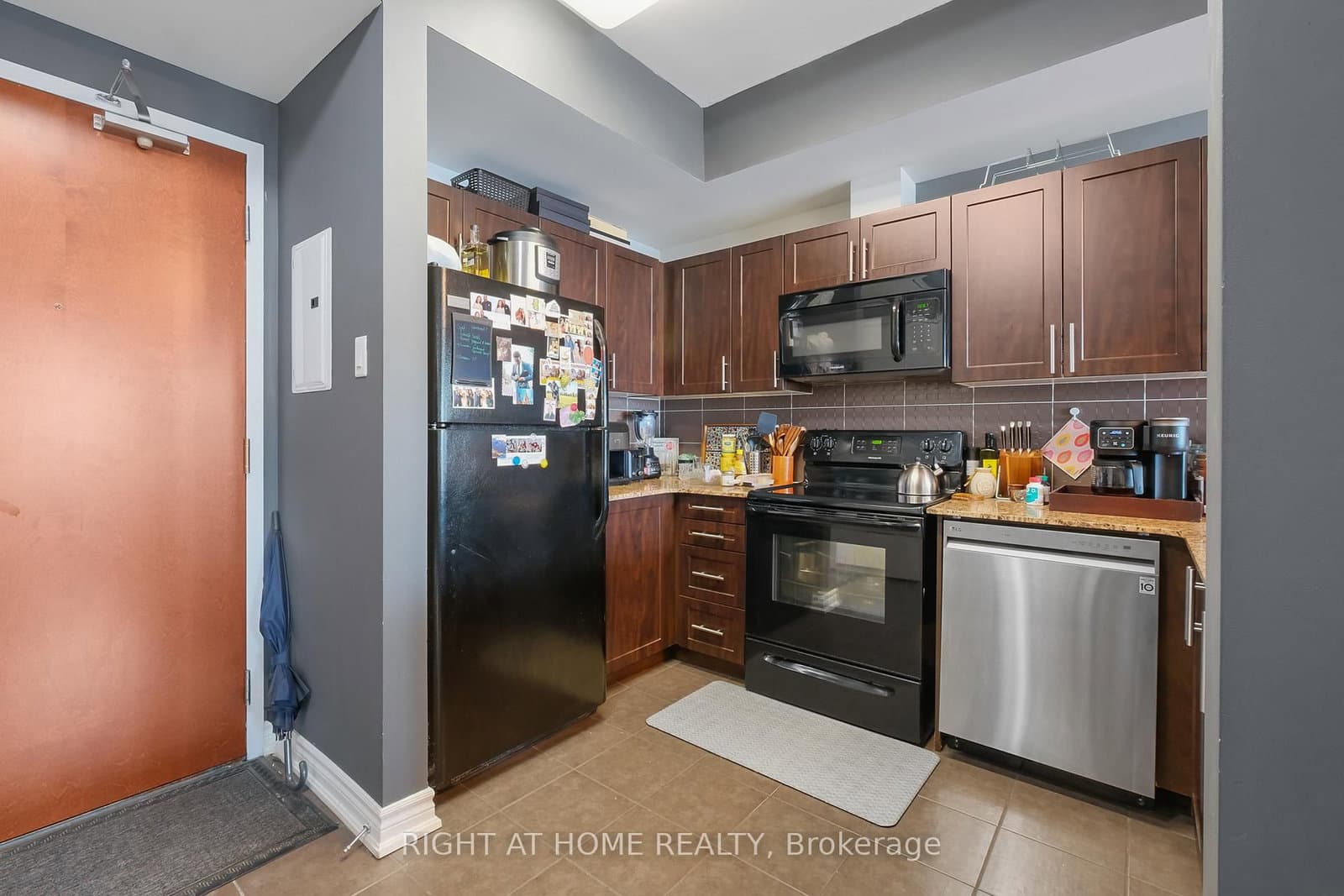 234 Rideau Street, Unit 2302 thumbnail 15