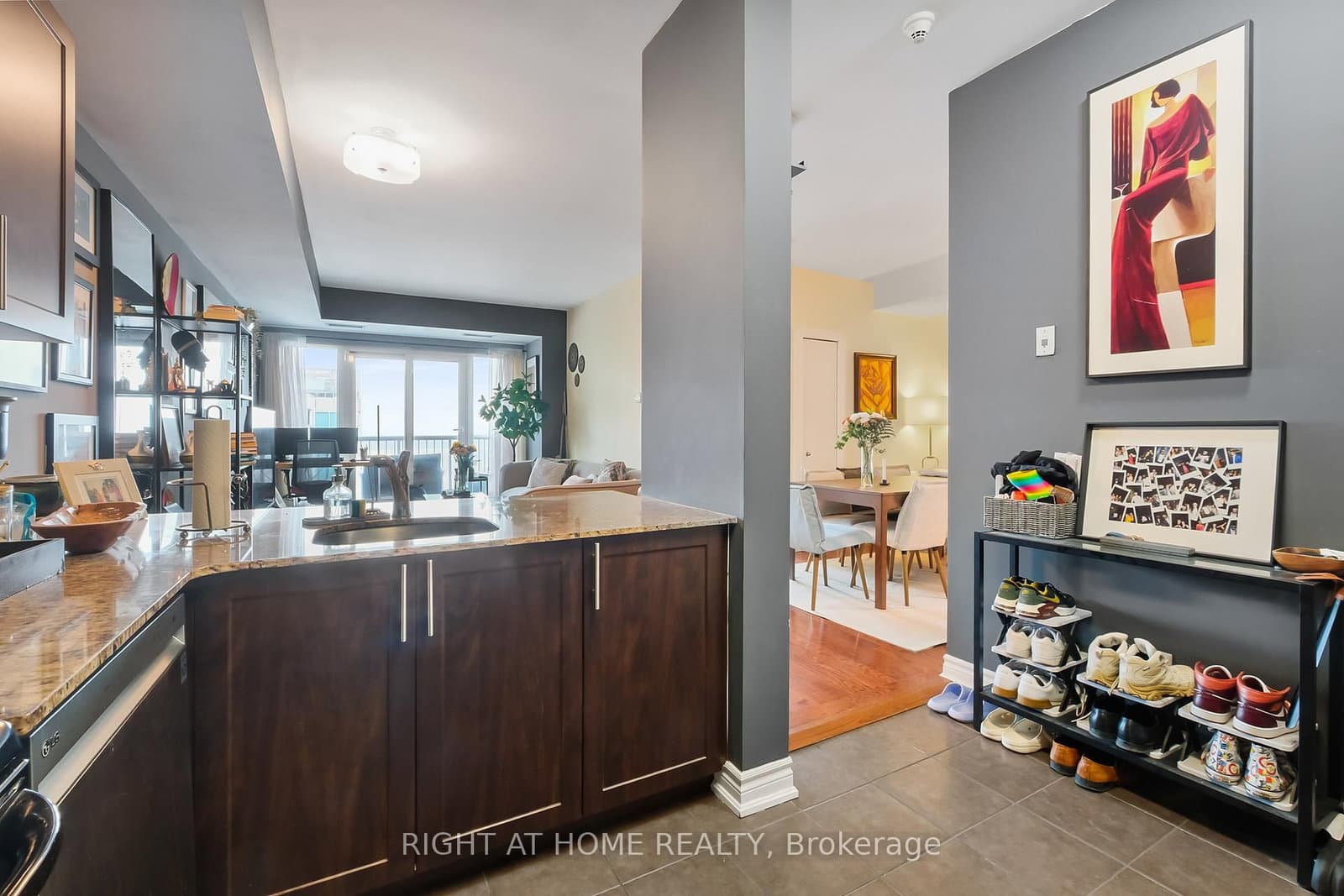 234 Rideau Street, Unit 2302 thumbnail 19