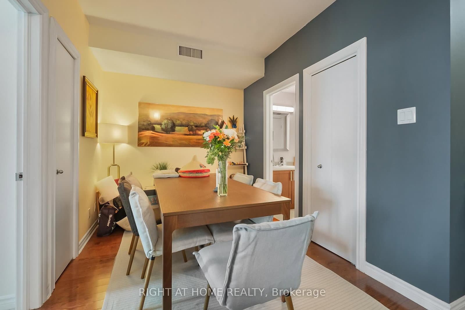 234 Rideau Street, Unit 2302 thumbnail 20