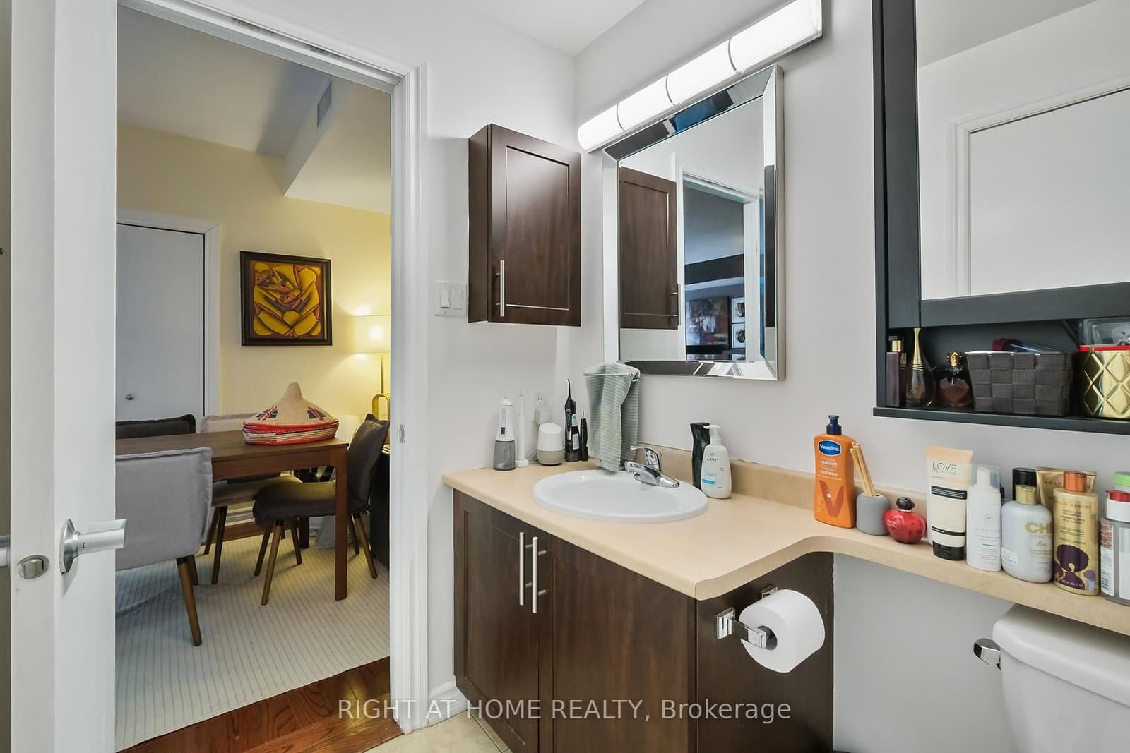 234 Rideau Street, Unit 2302 thumbnail 27