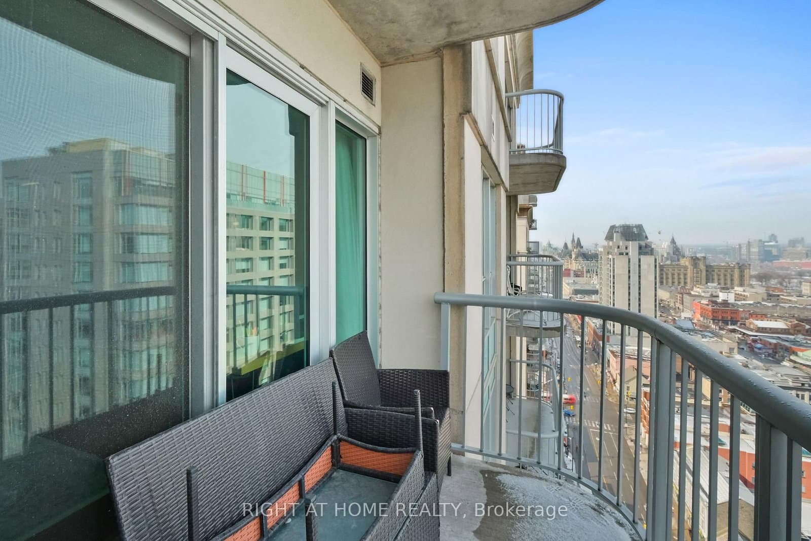 234 Rideau Street, Unit 2302 thumbnail 40