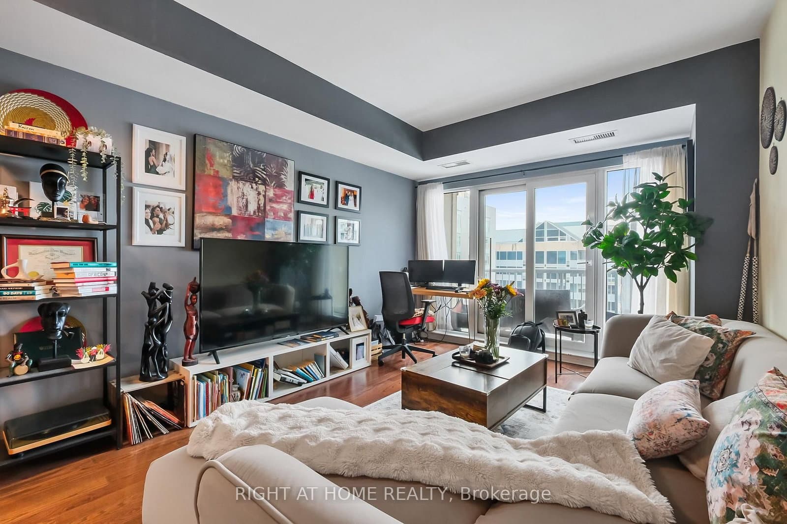 234 Rideau Street, Unit 2302 thumbnail 8