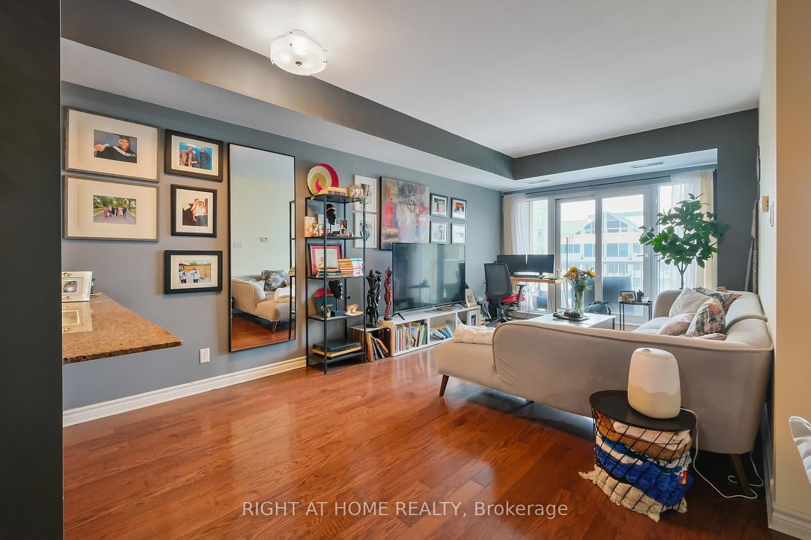 234 Rideau Street, Unit 2302 thumbnail 9