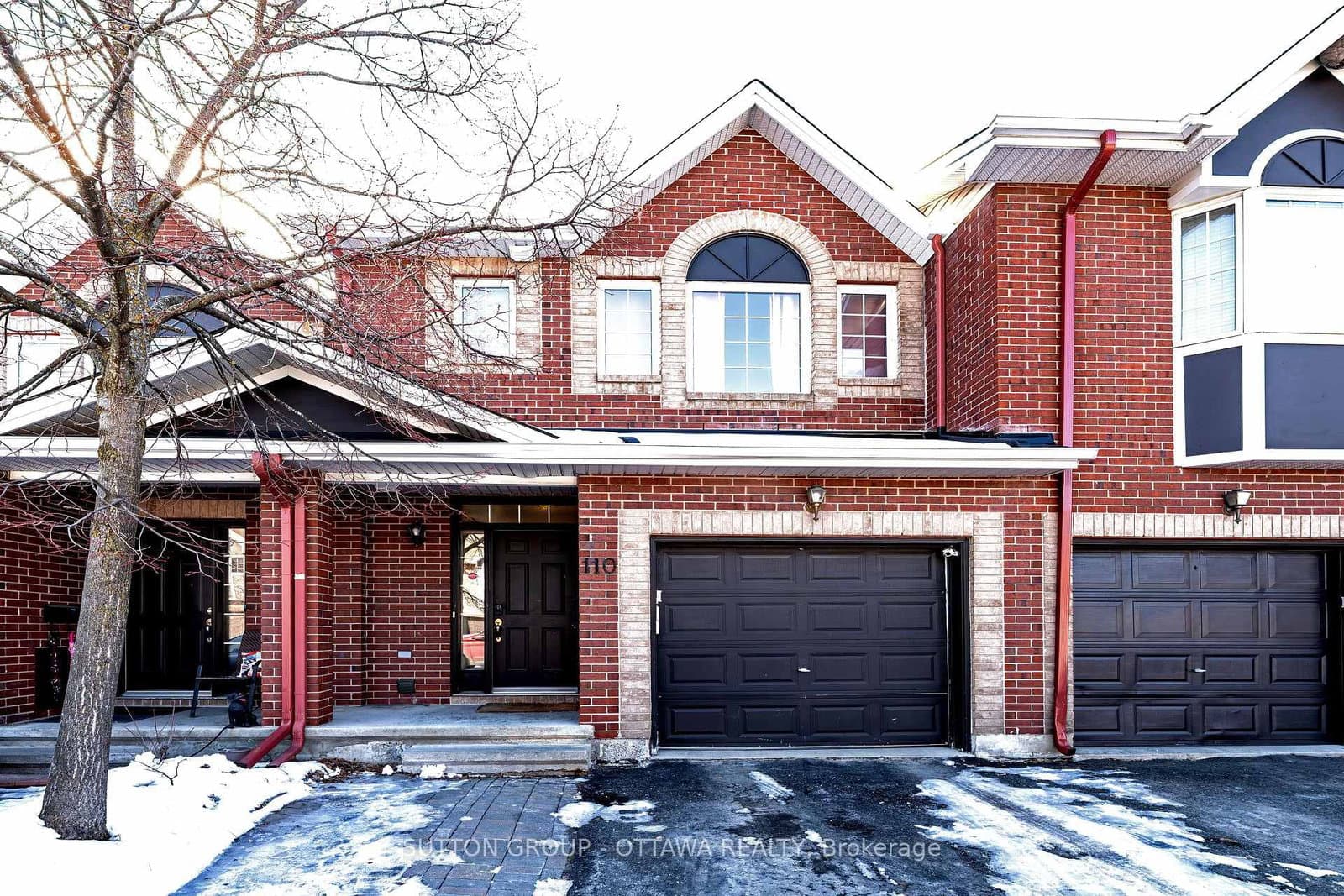 110 Chartley Private - Image 1
