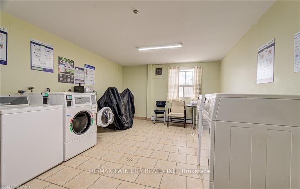 793 COLBORNE Street, Unit 202 thumbnail 20