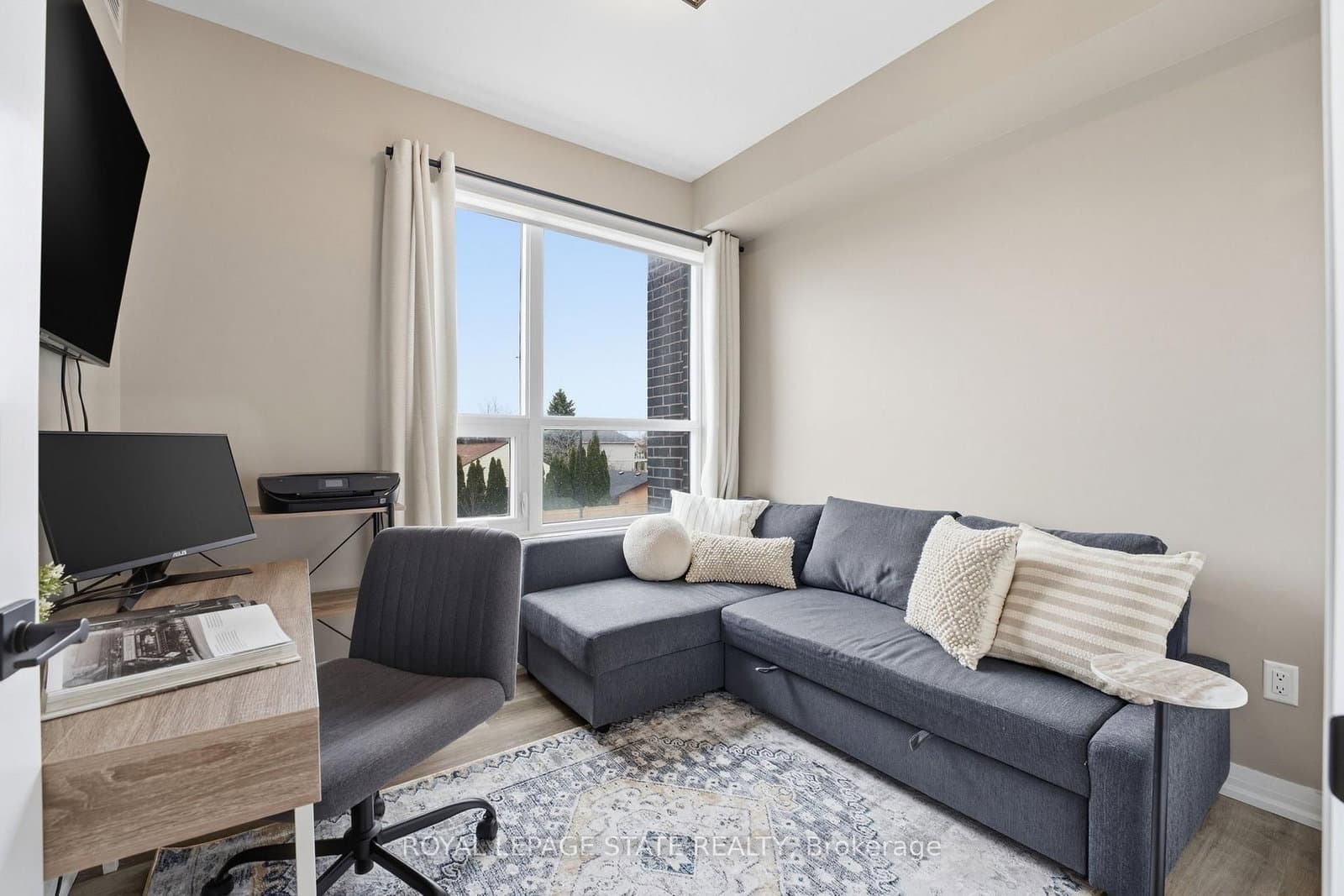 120 Springvalley Crescent, Unit 203 thumbnail 14