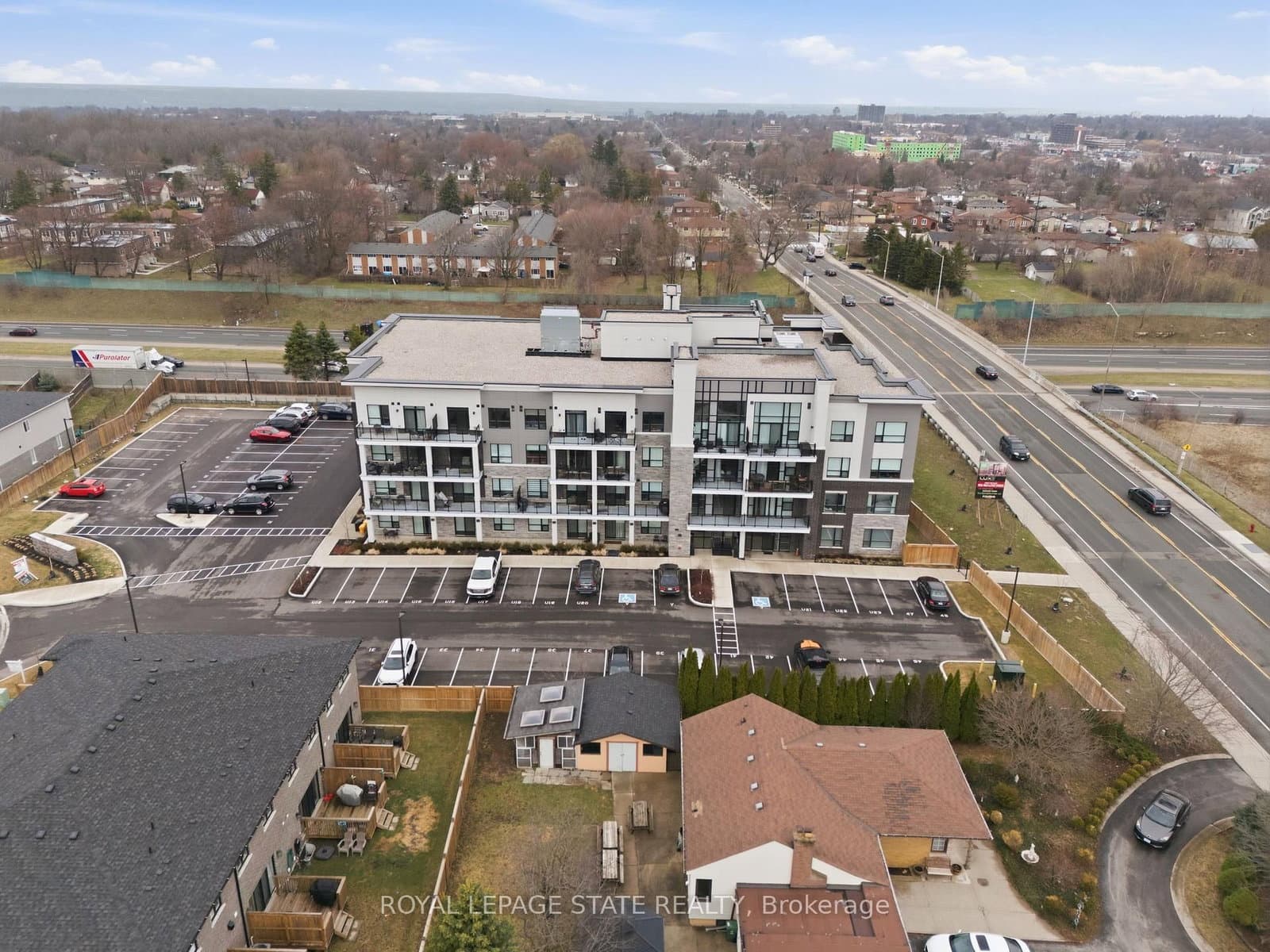 120 Springvalley Crescent, Unit 203 thumbnail 27