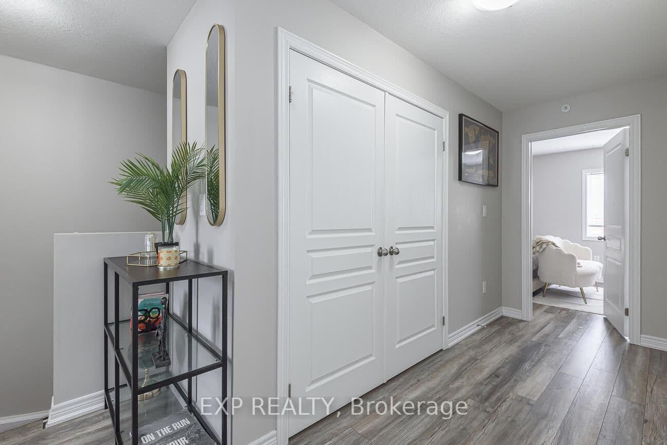 60 Canterbury Drive, Unit 7 thumbnail 15