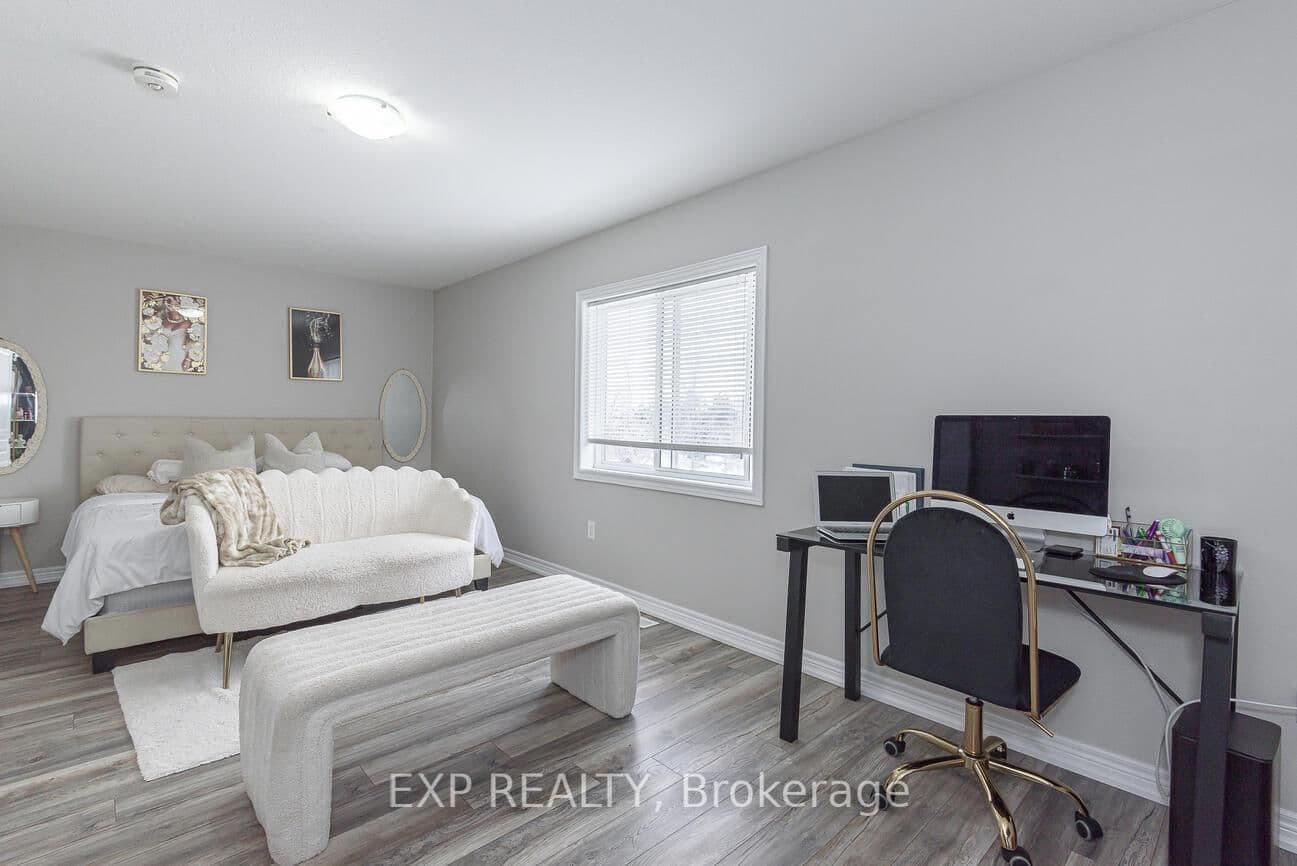 60 Canterbury Drive, Unit 7 thumbnail 17