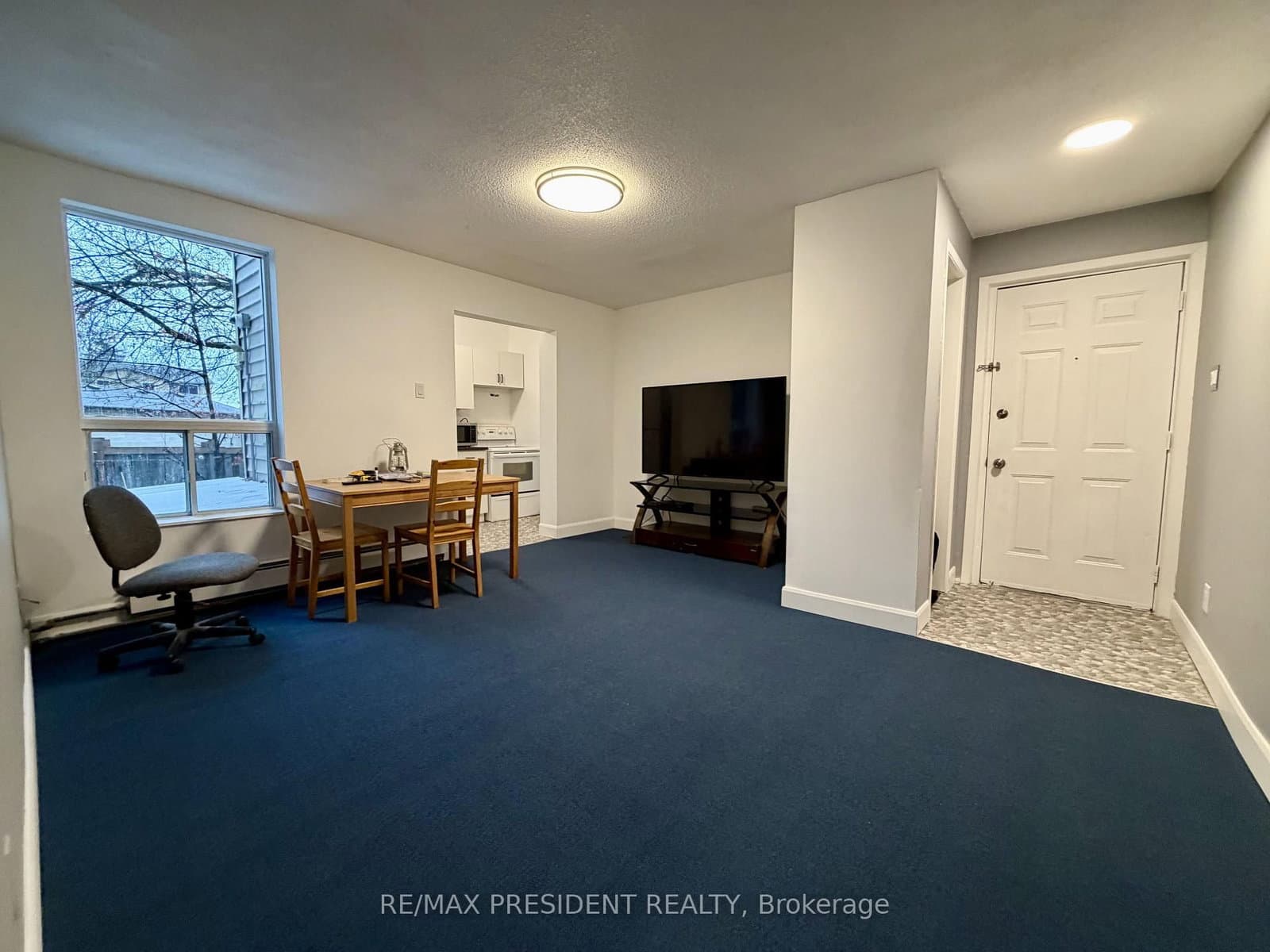 37 Bond Street S thumbnail 12