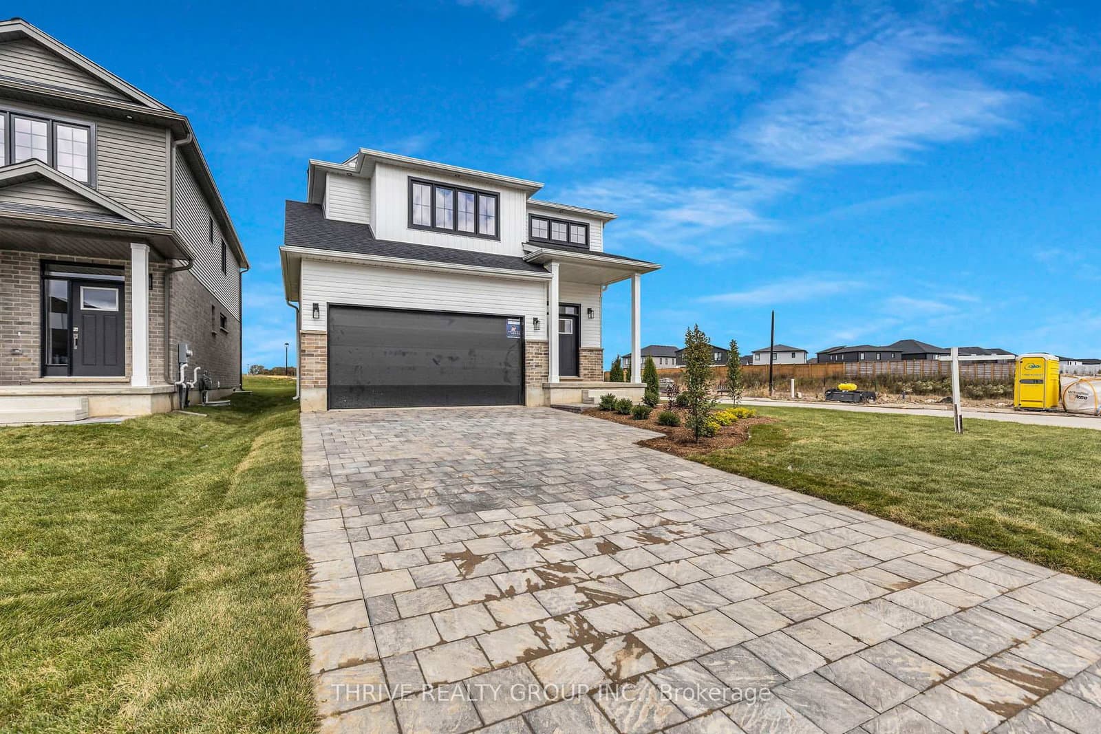 3076 Buroak Drive thumbnail 2
