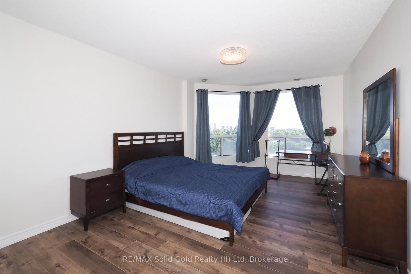 255 Keats Way, Unit 701 thumbnail 30