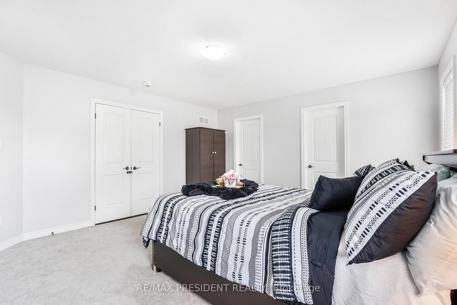 505 Sophia Crescent thumbnail 27