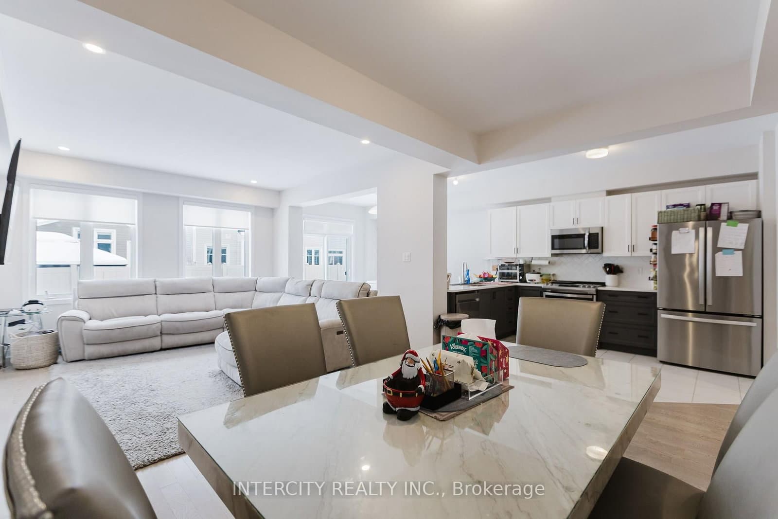 124 Hackamore Crescent thumbnail 12