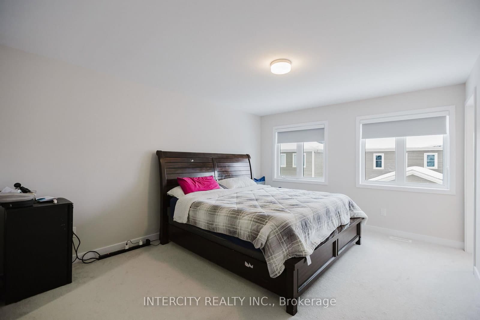 124 Hackamore Crescent thumbnail 22