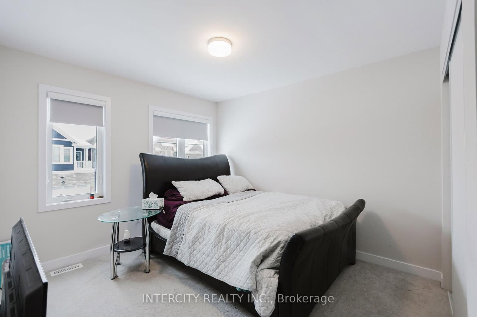 124 Hackamore Crescent thumbnail 29