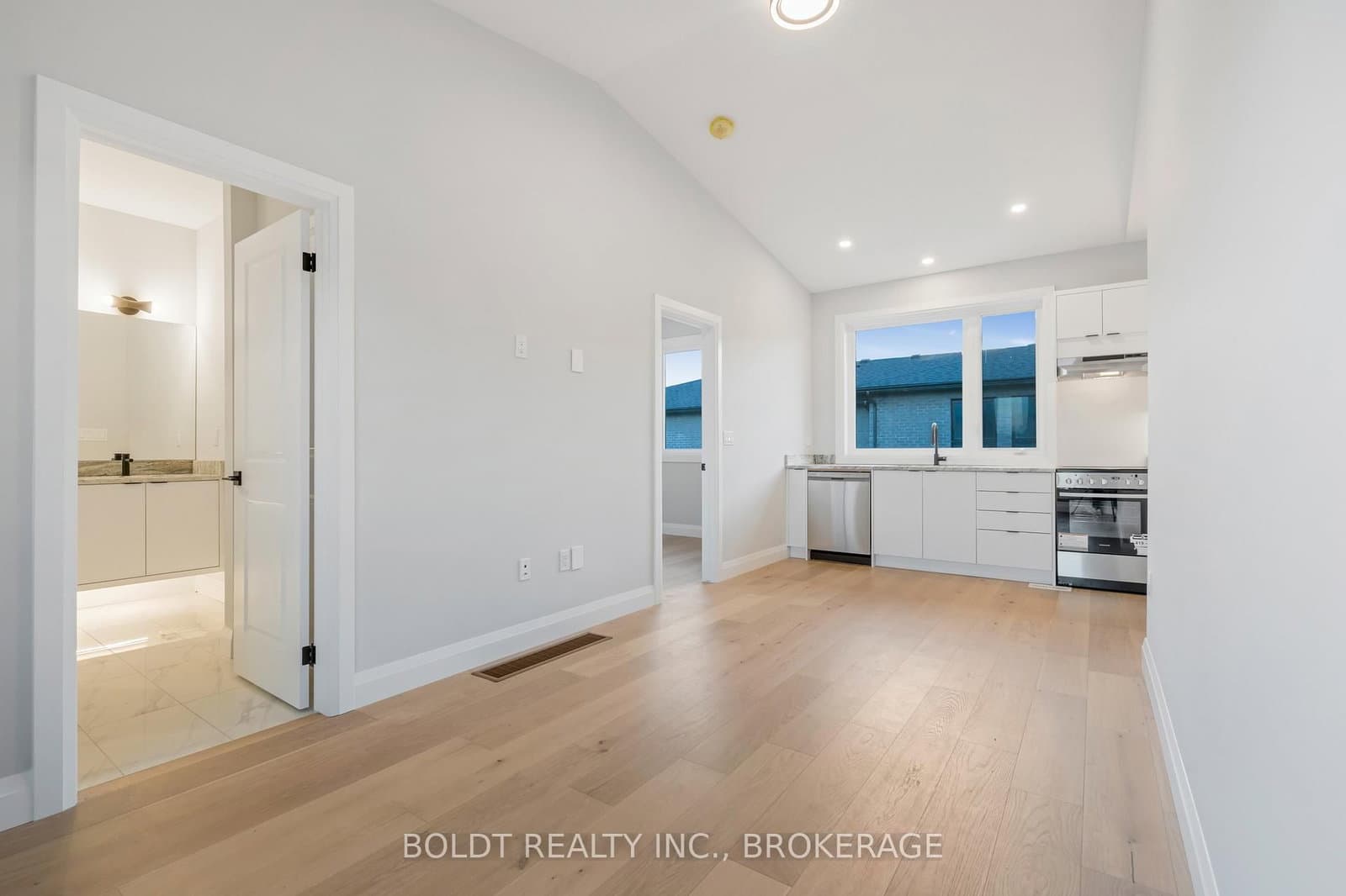 35 WELLSPRING Way thumbnail 37