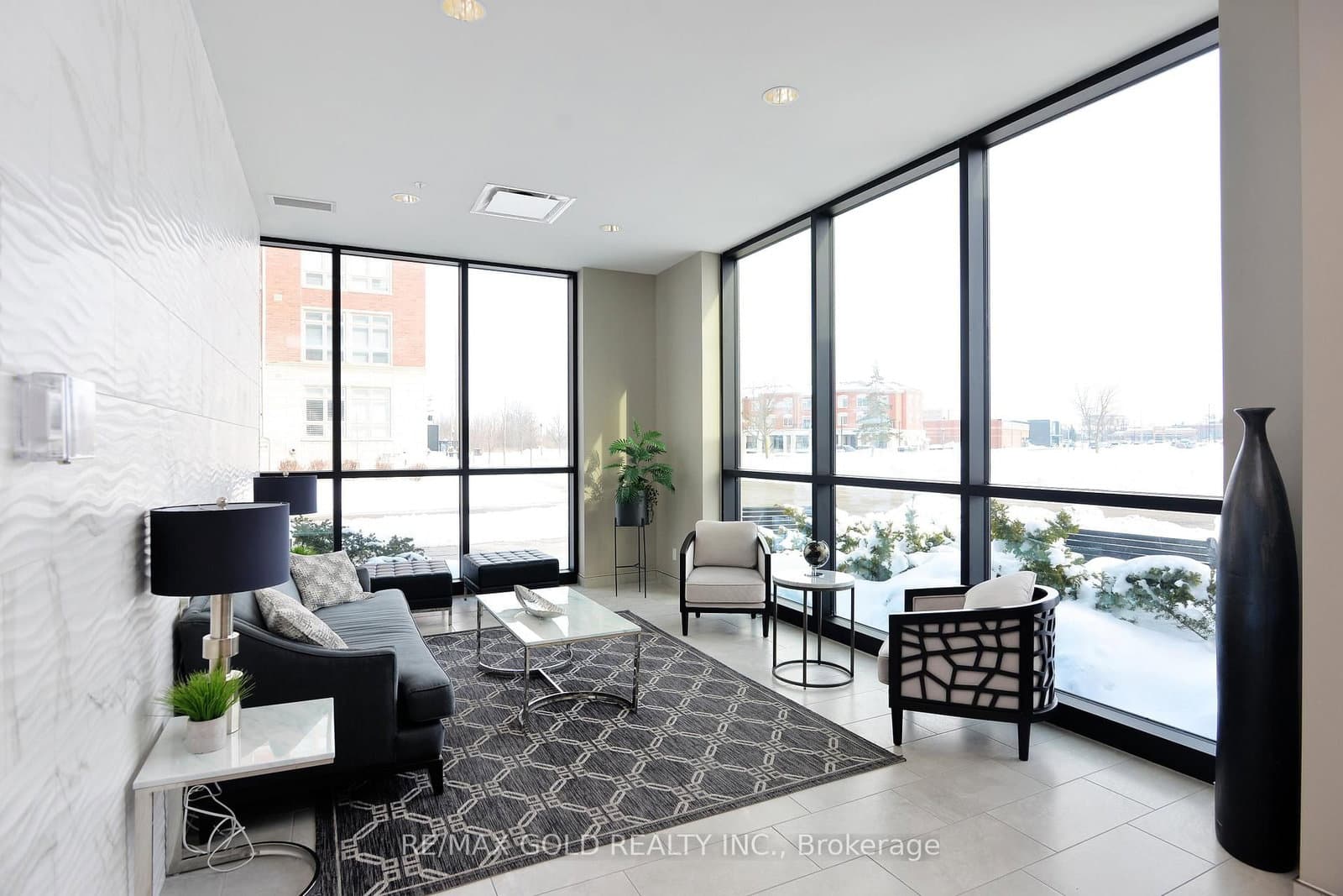 175 Commonwealth Street, Unit 107 thumbnail 4
