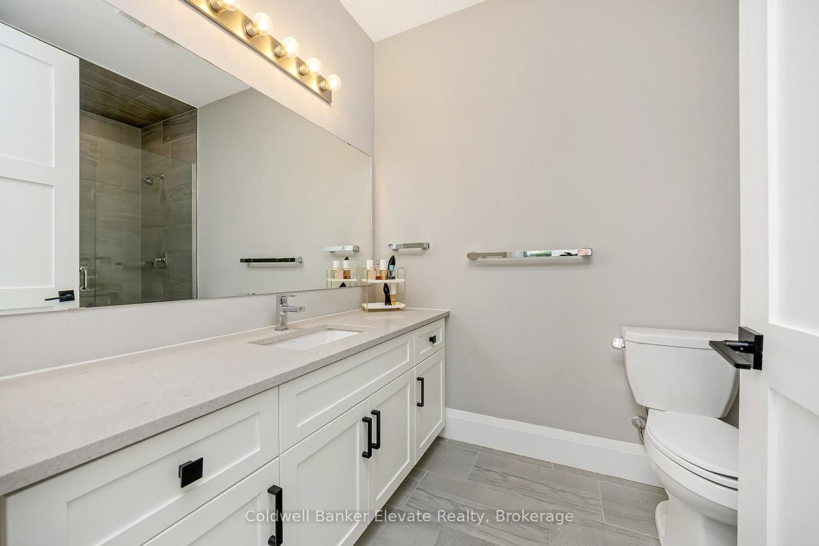 73 Arthur Street S, Unit 209 thumbnail 24