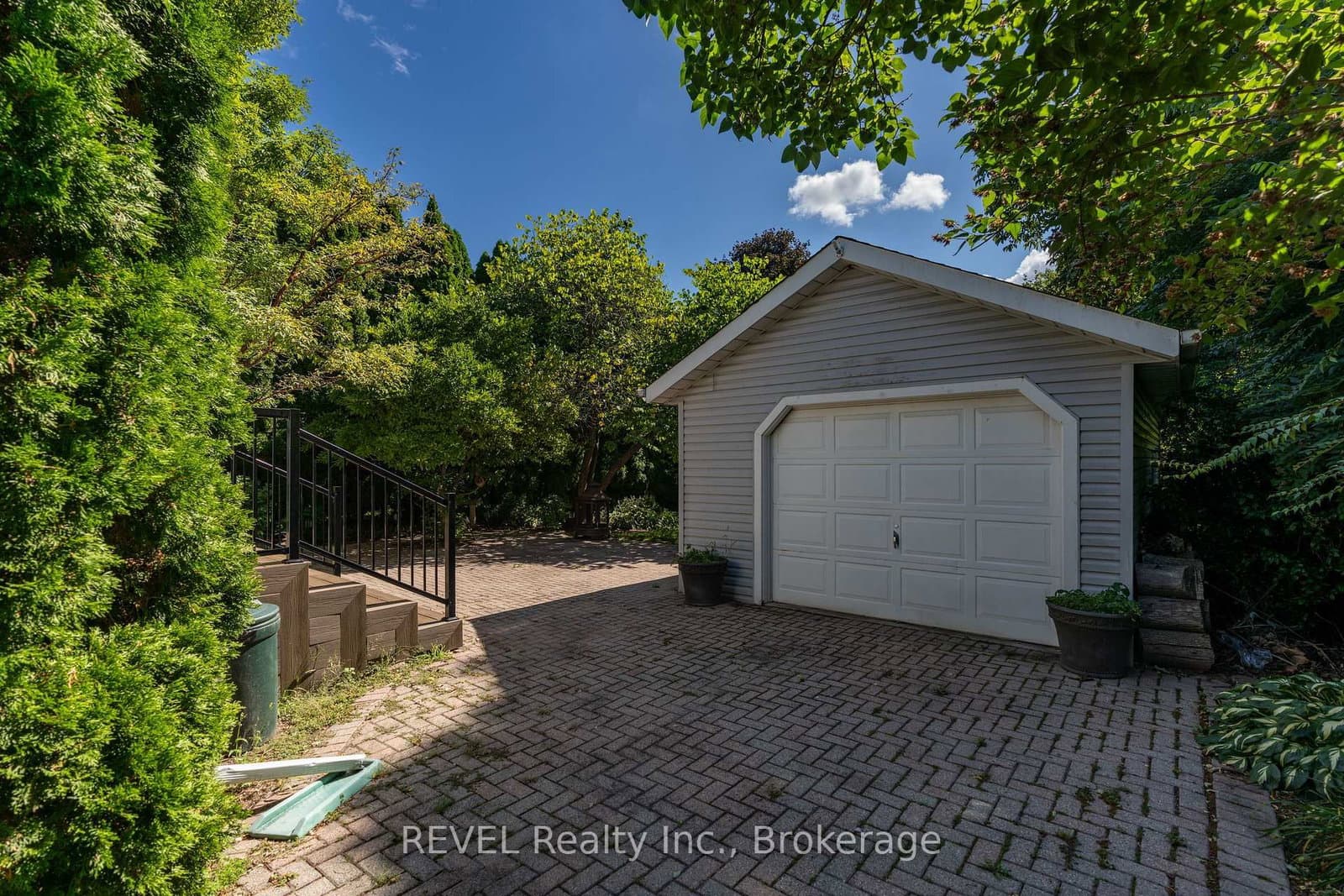 522 Mississagua Road thumbnail 5