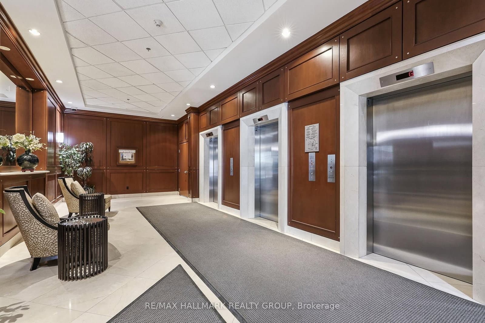 200 RIDEAU Street, Unit 809 thumbnail 3