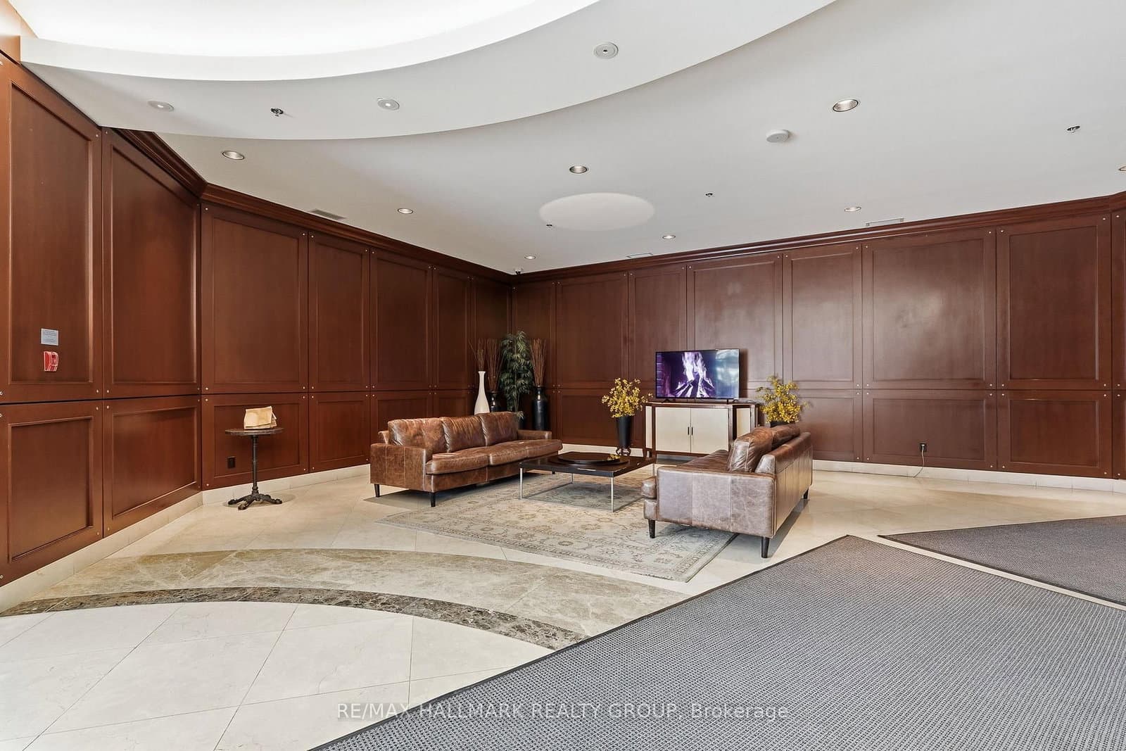 200 RIDEAU Street, Unit 809 thumbnail 4